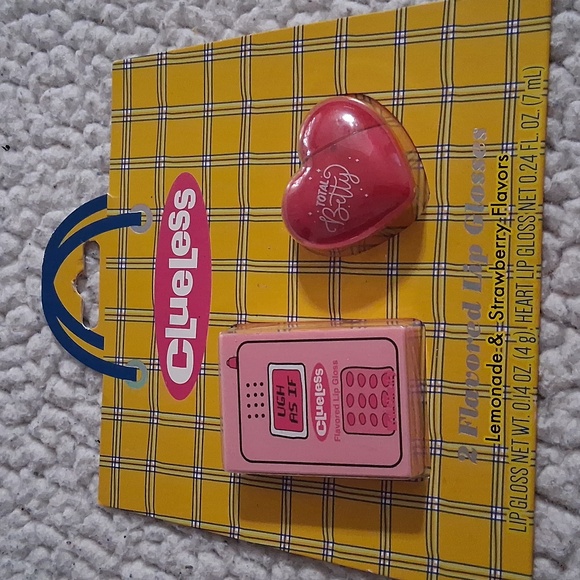 NWT Clueless Dionne Palette, 1 Lipgloss, 2 Pc Nail Art, 4 Lip Oil - Picture 5 of 10